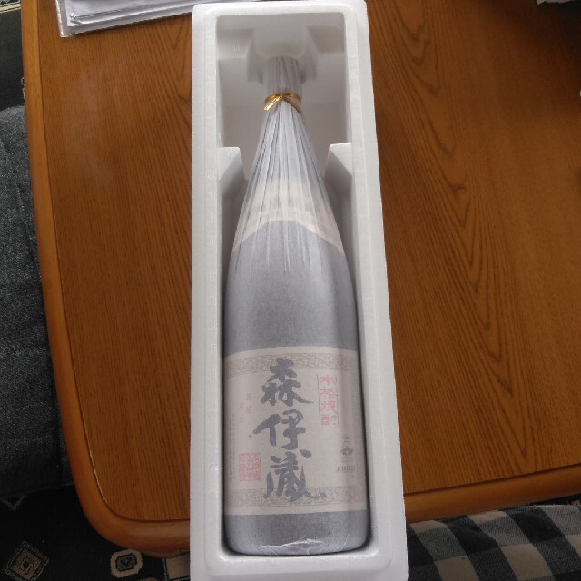 森伊蔵　1800ml 食品/飲料/酒の酒(焼酎)の商品写真