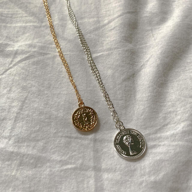 Lochie(ロキエ)の୨୧ Vintage rétro Gold Coin Necklace レディースのアクセサリー(ネックレス)の商品写真