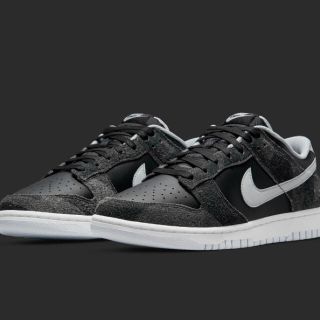 ナイキ(NIKE)のNike dunk low zebra(スニーカー)