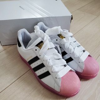 アディダス(adidas)のadidas superstar レディース 22.5 FW3554(スニーカー)