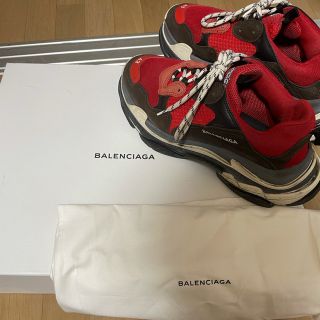 バレンシアガ(Balenciaga)のbalenciaga triple s トリプルs  スニーカー (スニーカー)