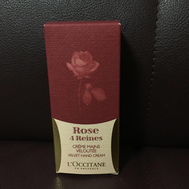 L'OCCITANE(ロクシタン)のロクシタン ハンドクリーム コスメ/美容のボディケア(ハンドクリーム)の商品写真