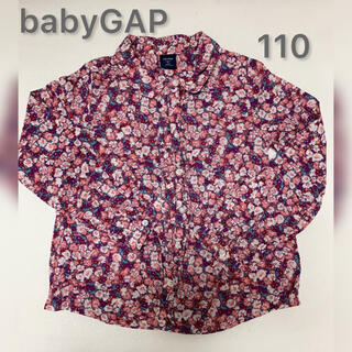ベビーギャップ(babyGAP)のbabyGAP 女の子　花柄Ｔシャツ　トップス　110(Tシャツ/カットソー)