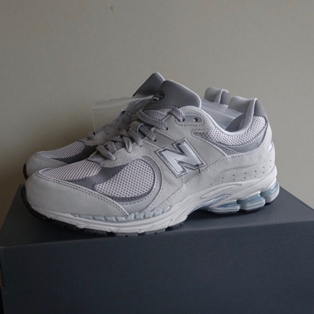 ニューバランスnewbalance 2002R0 Greyグレー 26.5