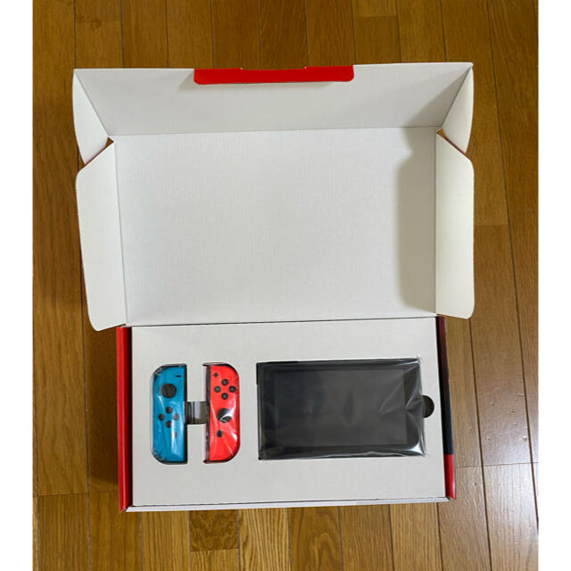 Nintendo Switch(ニンテンドースイッチ)のNintendo Switch 本体 ニンテンドー スイッチ エンタメ/ホビーのゲームソフト/ゲーム機本体(家庭用ゲーム機本体)の商品写真