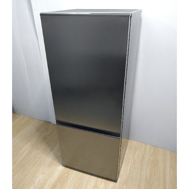 冷蔵庫　ガンメタ系　amadanaデザイン　大きめサイズ　自炊タイプのサムネイル