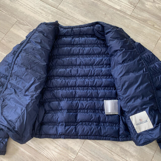 MONCLER(モンクレール)のマコ様　moncler Lissy ブルー　 レディースのジャケット/アウター(ダウンジャケット)の商品写真