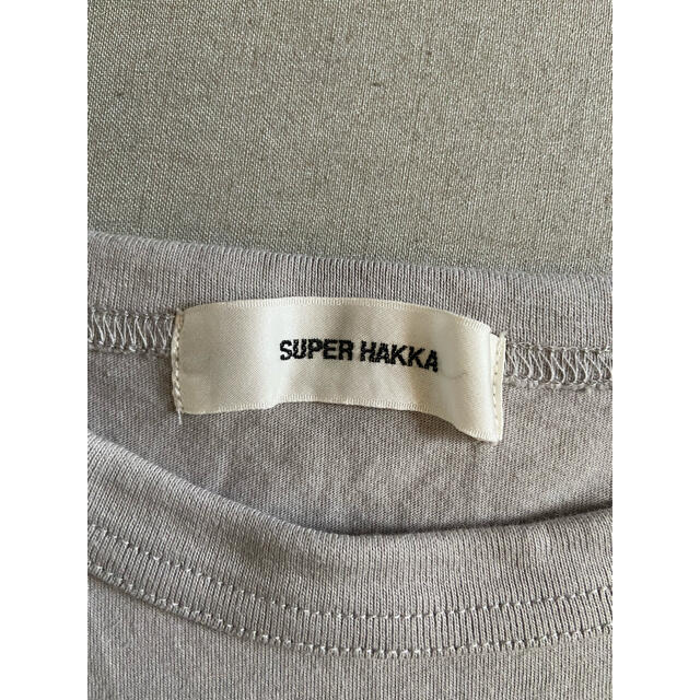 SUPER HAKKA(スーパーハッカ)のSUPER HAKKA ウサギ刺繍　半袖カットソー レディースのトップス(Tシャツ(半袖/袖なし))の商品写真