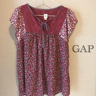 ギャップ(GAP)のりんご様専用/ GAP レディースブラウス(シャツ/ブラウス(半袖/袖なし))