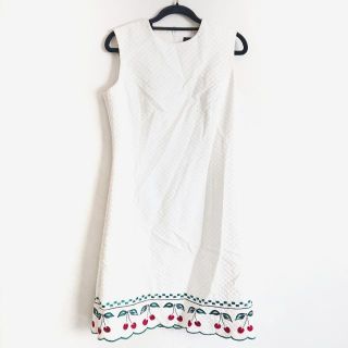 ユキトリイインターナショナル ワンピースの通販 100点以上 Yuki Torii Internationalのレディースを買うならラクマ ユキトリイインターナショナル ワンピースの通販 100点以上 Yuki Torii Internationalのレディースを買うならラクマ