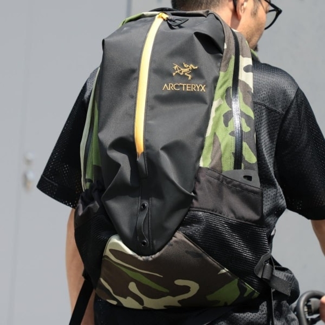 ARC'TERYX(アークテリクス)の【新品】ARC'TERYX ARRO22 アークテリクス アローBEAMS別注  メンズのバッグ(バッグパック/リュック)の商品写真