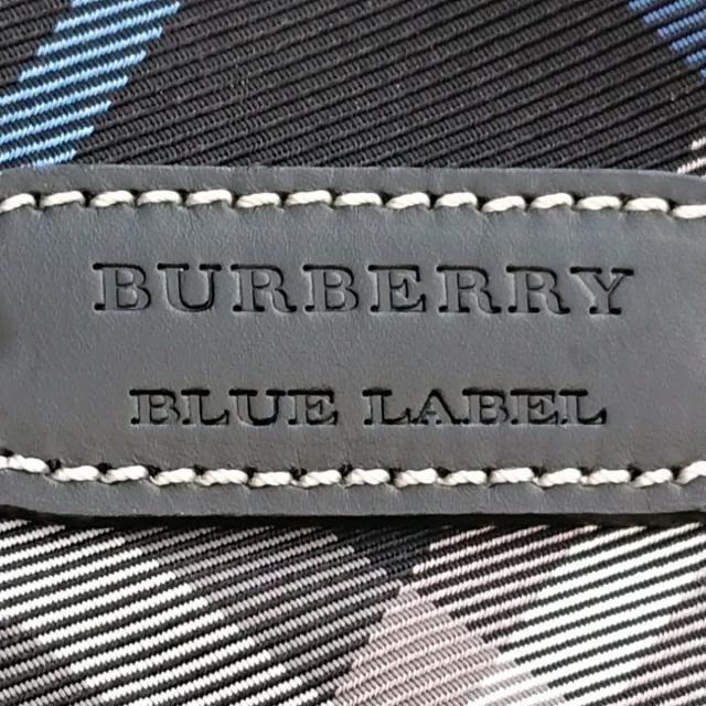 BURBERRY BLUE LABEL(バーバリーブルーレーベル)のバーバリーブルーレーベル美品  チェック柄 レディースのバッグ(ショルダーバッグ)の商品写真