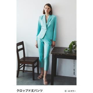 ザラ(ZARA)のzara今期物　ターコイズブルークロップドパンツ(クロップドパンツ)