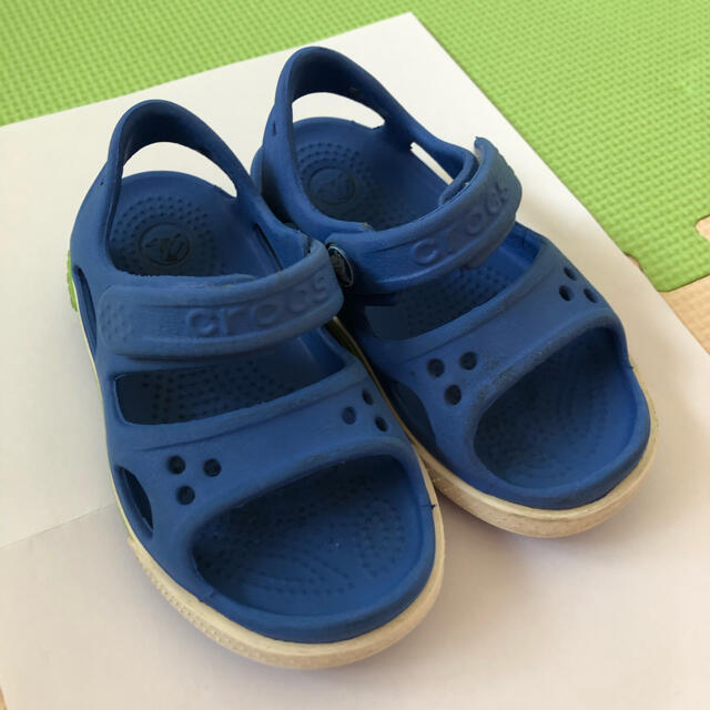 crocs(クロックス)のクロックス  サンダル　C6 14センチ キッズ/ベビー/マタニティのベビー靴/シューズ(~14cm)(サンダル)の商品写真