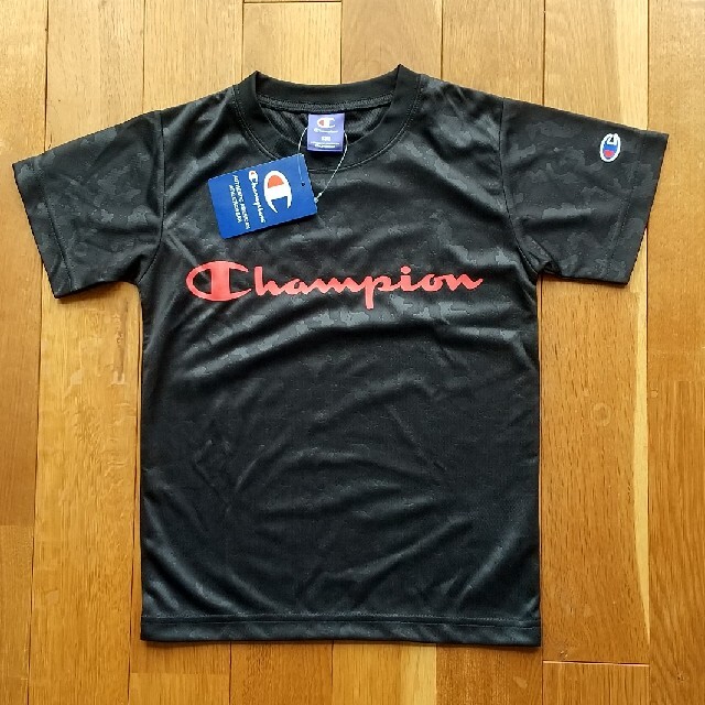 Champion(チャンピオン)の【しーmama様専用】Champion 130cm Tシャツ キッズ/ベビー/マタニティのキッズ服男の子用(90cm~)(Tシャツ/カットソー)の商品写真