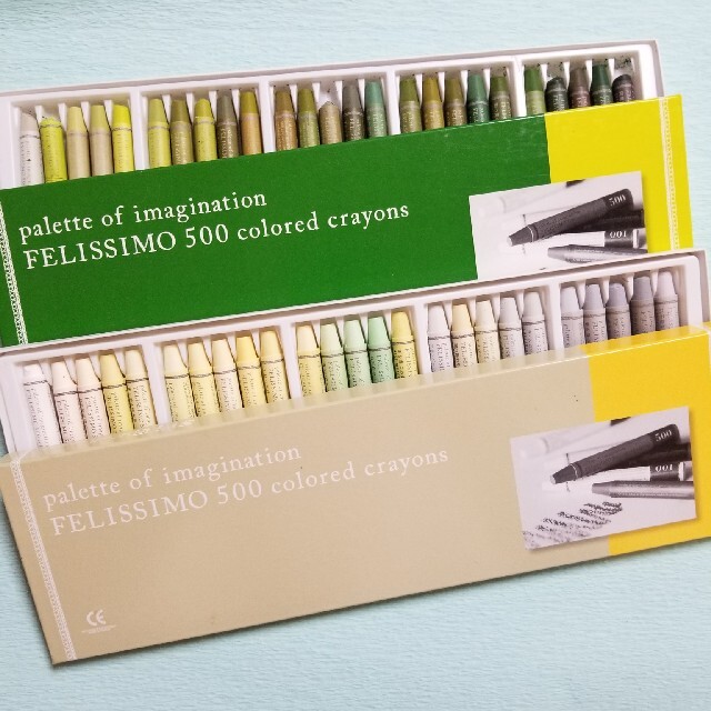 FELISSIMO(フェリシモ)のクレヨン　フェリシモ　500colored crayons ② エンタメ/ホビーのアート用品(クレヨン/パステル)の商品写真