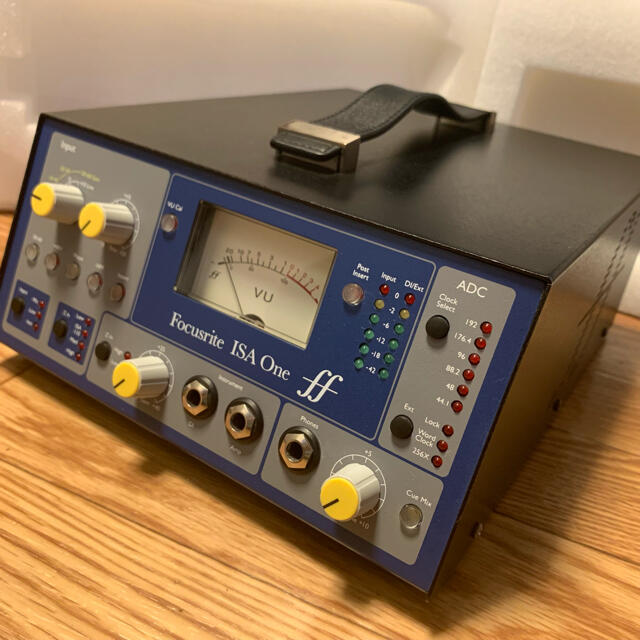 FOCUSRITE ISA One 定番マイクプリアンプ/DI - レコーディング/PA機器 FOCUSRITE ISA One 定番マイクプリアンプ/DI - レコーディング/PA機器