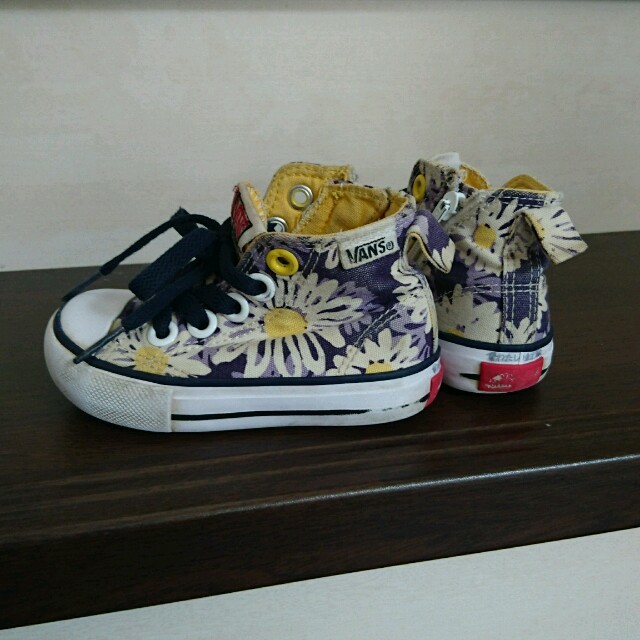 VANS(ヴァンズ)のバンズハイカットスニーカー♡花柄♡VANS14センチ キッズ/ベビー/マタニティのベビー靴/シューズ(~14cm)(スニーカー)の商品写真