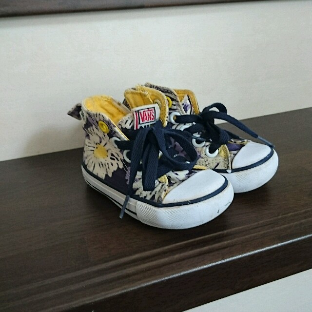 VANS(ヴァンズ)のバンズハイカットスニーカー♡花柄♡VANS14センチ キッズ/ベビー/マタニティのベビー靴/シューズ(~14cm)(スニーカー)の商品写真