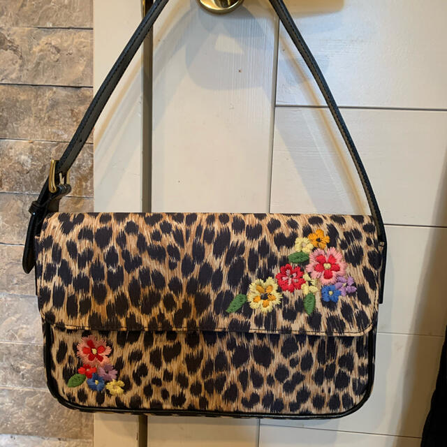 MOSCHINO モスキーノ キルト ジャケット ショルダーバッグ ラムスキン ブラック ゴールド ロゴ ゴールド金具 美品  55129