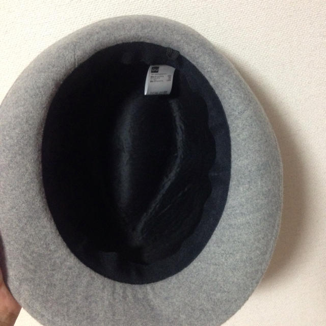 GU(ジーユー)のグレー★フェルトハット★ レディースの帽子(ハット)の商品写真