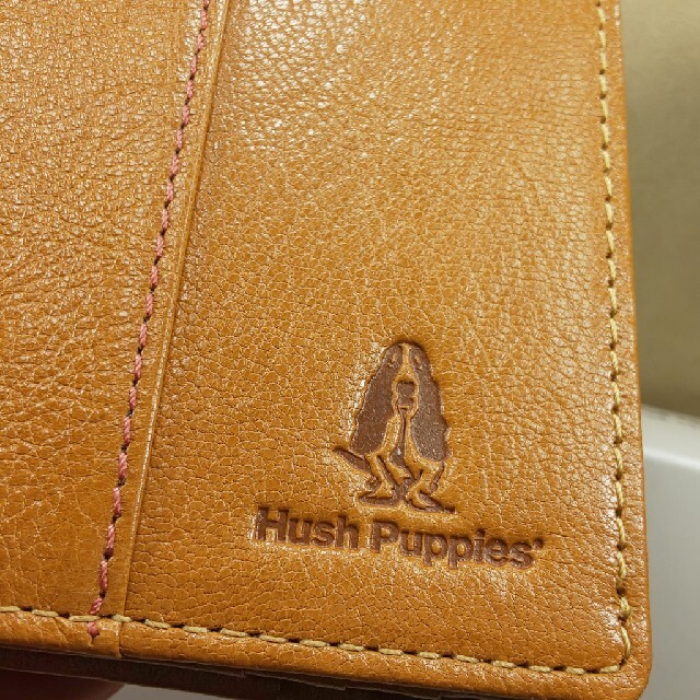 Hush Puppies(ハッシュパピー)の新品未使用、Hushpuppies、山羊革、タグ箱付 メンズのファッション小物(折り財布)の商品写真