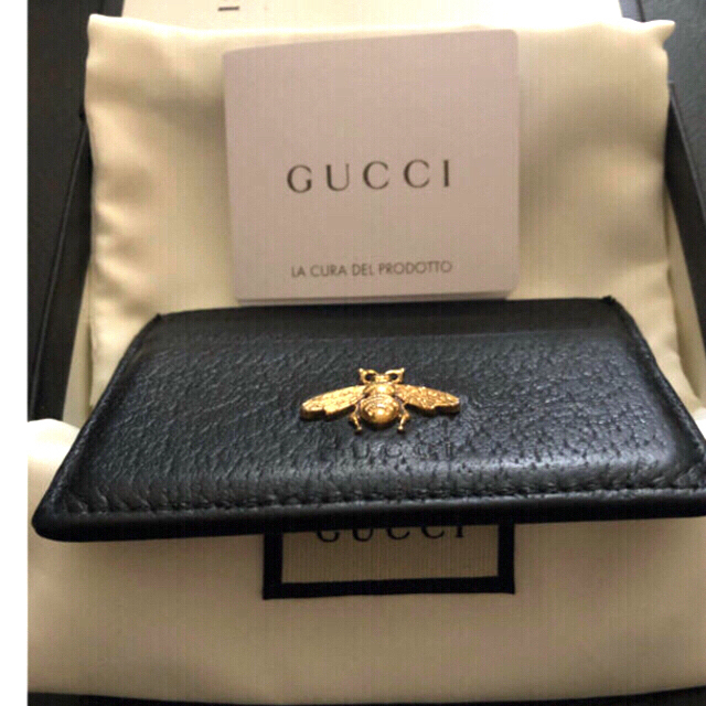 Gucci(グッチ)のセール価格GUCCI グッチ アニマリエ カード蜂Beeケース.🐝 メンズのファッション小物(名刺入れ/定期入れ)の商品写真