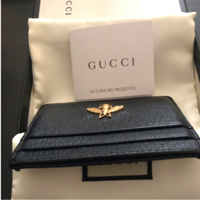 Gucci(グッチ)のセール価格GUCCI グッチ アニマリエ カード蜂Beeケース.🐝 メンズのファッション小物(名刺入れ/定期入れ)の商品写真