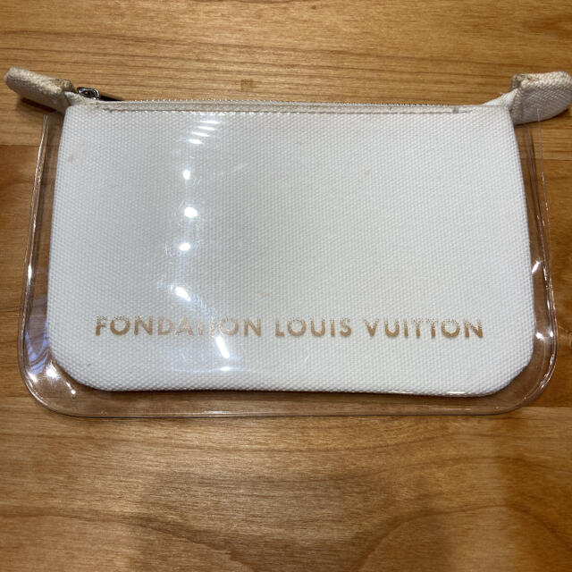 LOUIS VUITTON(ルイヴィトン)のファンダシオンルイヴィトン　ポーチ レディースのファッション小物(ポーチ)の商品写真