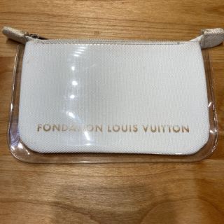 ルイヴィトン(LOUIS VUITTON)のファンダシオンルイヴィトン　ポーチ(ポーチ)