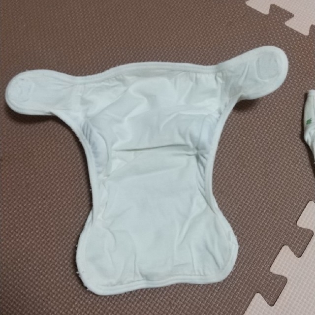 布おむつ14枚+新生児用布おむつカバー2枚セット キッズ/ベビー/マタニティのおむつ/トイレ用品(布おむつ)の商品写真