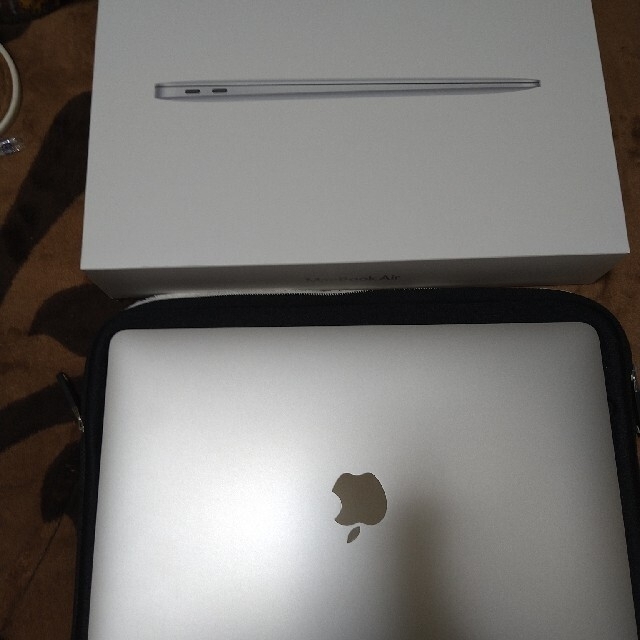 M1マックブックエアーmacbookAir13　トキさんPC/タブレット