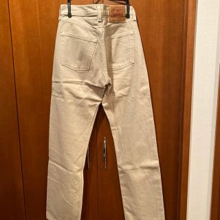 リーバイス(Levi's)のリーバイス501 （カラー: ベージュ）未使用！(デニム/ジーンズ)