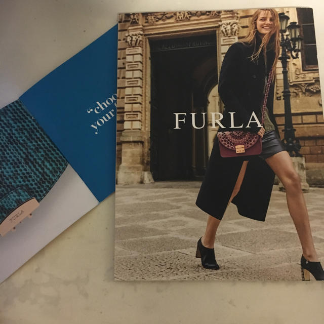 Furla(フルラ)のイタリア直送★フルラカタログ2016 エンタメ/ホビーの雑誌(ファッション)の商品写真