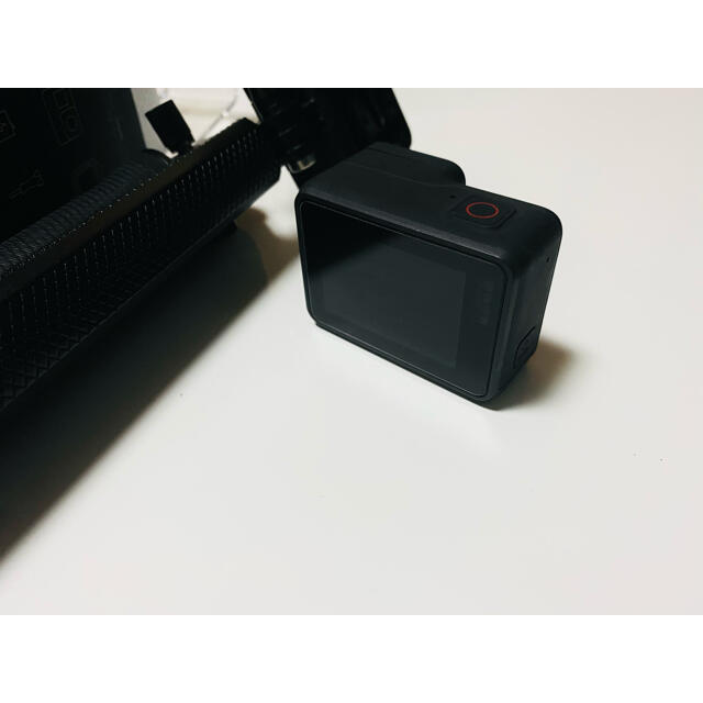 GoPro(ゴープロ)のGoPro HERO7 BLACK スマホ/家電/カメラのカメラ(ビデオカメラ)の商品写真