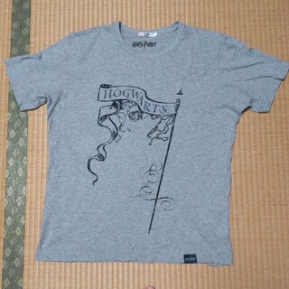 ユニクロ(UNIQLO)のハリー・ポッター ユニクロコラボTシャツ XLサイズ グレー(Tシャツ/カットソー(半袖/袖なし))