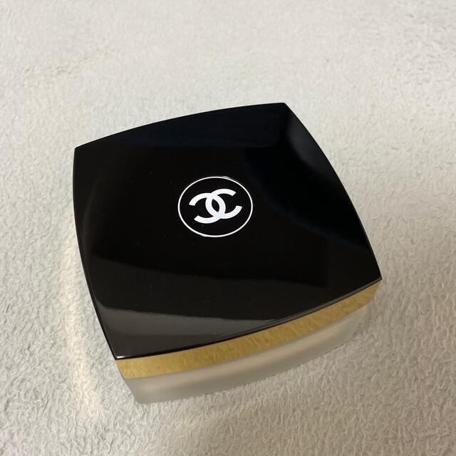 CHANEL(シャネル)のCHANEL N°5 ボディクリーム コスメ/美容のボディケア(ボディクリーム)の商品写真