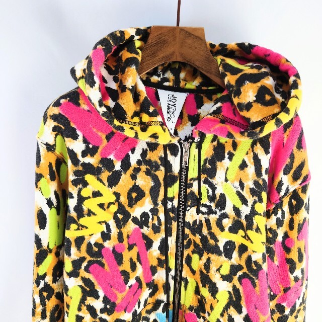 JOYRICH(ジョイリッチ)のJOYRICH ジョイリッチ 総柄 デザインパーカー レディースのトップス(パーカー)の商品写真