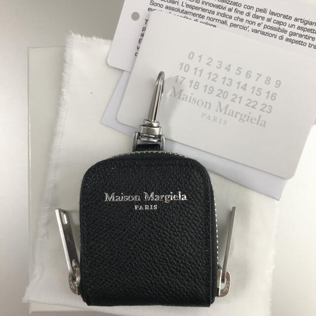 Maison Martin Margiela(マルタンマルジェラ)の【新品】メゾンマルジェラ　キーホルダー メンズのファッション小物(キーホルダー)の商品写真