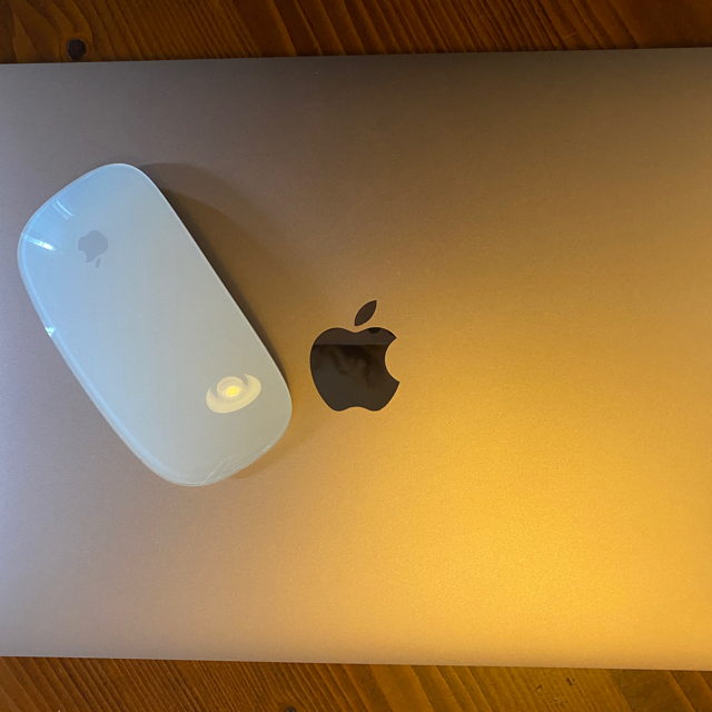 MacBook2019MacBookAir 2019 8GB/256GB/1.6GHz