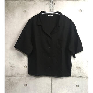 ジーユー(GU)のGU ジーユー オープンカラーシャツ 黒 S 半袖 開襟 ショート丈 シンプル(シャツ/ブラウス(半袖/袖なし))