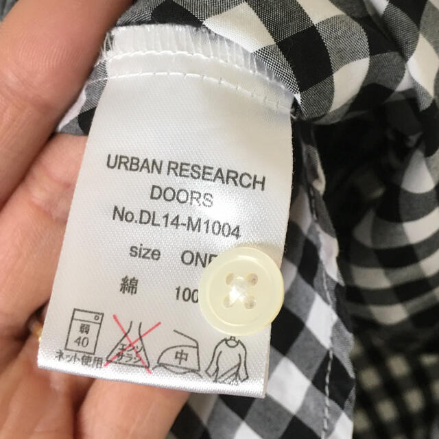 URBAN RESEARCH DOORS(アーバンリサーチドアーズ)の【美品】アーバンリサーチ　ドアーズ　　半袖ワイドタックシャツ　ギンガムチェック レディースのトップス(シャツ/ブラウス(半袖/袖なし))の商品写真