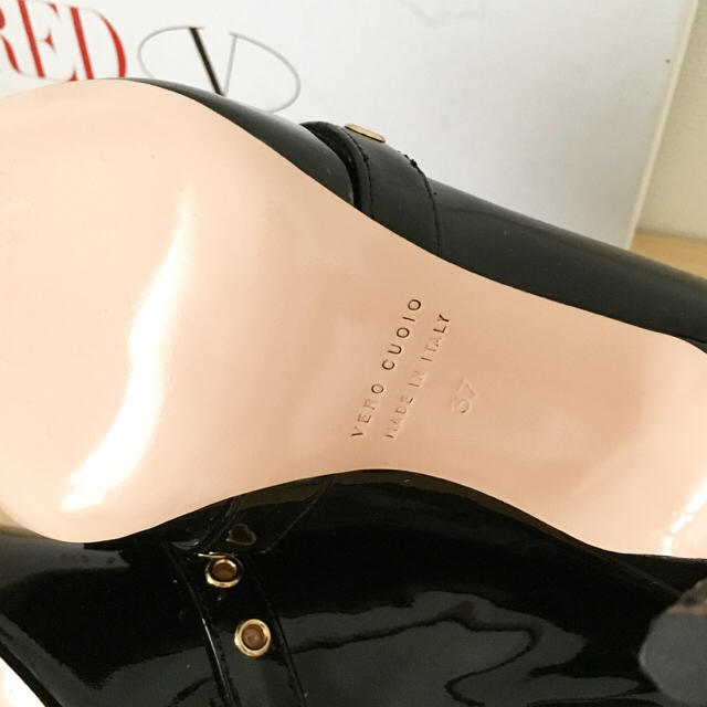 RED VALENTINO(レッドヴァレンティノ)の新品♡レッドヴァレンティノ スタッズブーティ★送料込 レディースの靴/シューズ(ブーティ)の商品写真