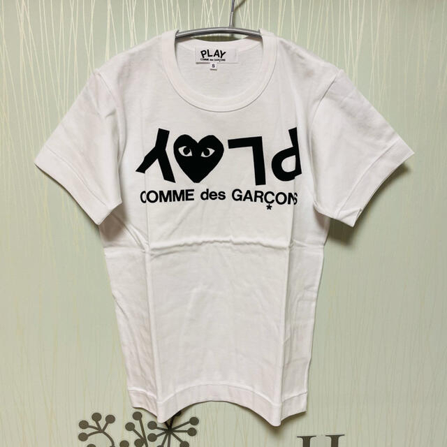 COMME des GARCONS(コムデギャルソン)の《期間限定セール》COMME des GARCONS ハート ロゴ  Tシャツ レディースのトップス(Tシャツ(半袖/袖なし))の商品写真