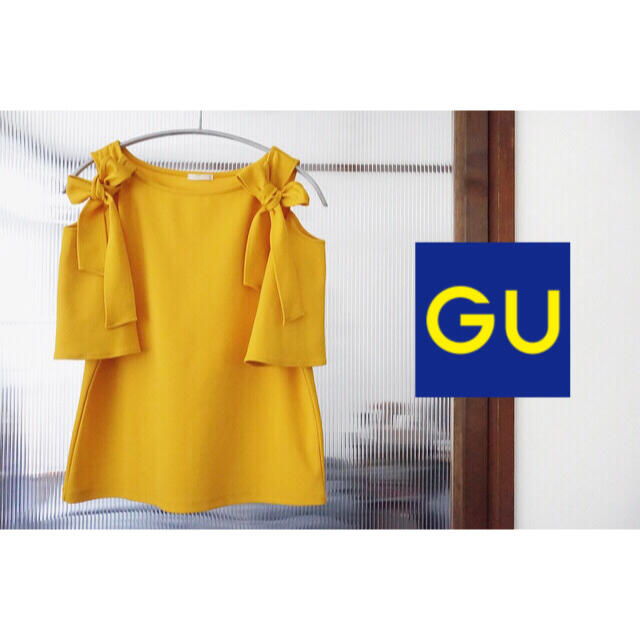 GU(ジーユー)の【送料無料】ジーユー　GU　リボンショルダーT　マスタード　イエロー レディースのトップス(Tシャツ(半袖/袖なし))の商品写真