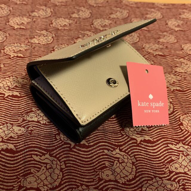 kate spade new york(ケイトスペードニューヨーク)の#新品未使用品 #kate spade #三つ折り #財布 #ベージュ＆黒 レディースのファッション小物(財布)の商品写真