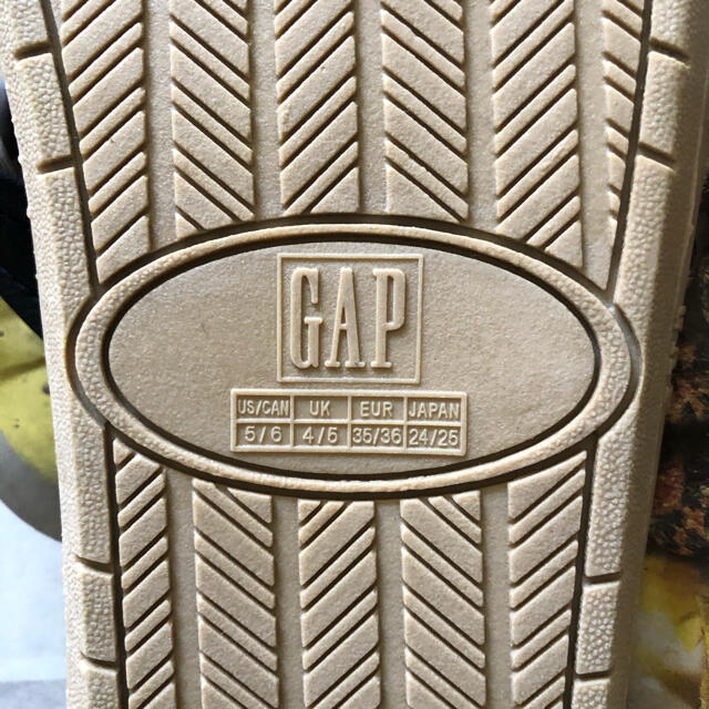 GAP(ギャップ)のGAP ビーチサンダル　ストライプ　紺×白　24〜25サイズ メンズの靴/シューズ(サンダル)の商品写真