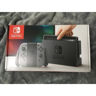 ニンテンドースイッチ(Nintendo Switch)のNintendo Switch  本体　グレー(家庭用ゲーム機本体)