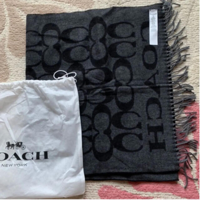 COACH(コーチ)の尃用新品未使用品　COACH コーチ マフラー メンズのファッション小物(マフラー)の商品写真