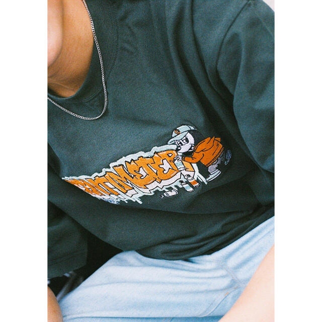 carhartt(カーハート)のCentimeter graffiti logo tee（グリーン） メンズのトップス(Tシャツ/カットソー(半袖/袖なし))の商品写真